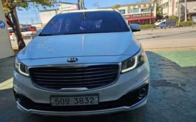 올뉴카니발 중고차 올 뉴 카니발 디젤 9인승 프레스티지 매물 사진 12 - 2017/04 92,175km