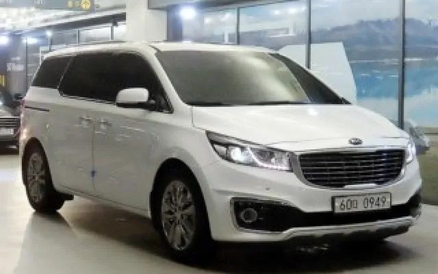 올뉴카니발 중고차 올 뉴 카니발 디젤 9인승 노블레스 매물 사진 15 - 2015/09 134,728km