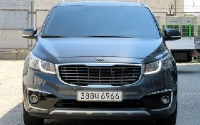 올뉴카니발 중고차 올 뉴 카니발 디젤 9인승 럭셔리 매물 사진 1 - 2018/01 192,419km