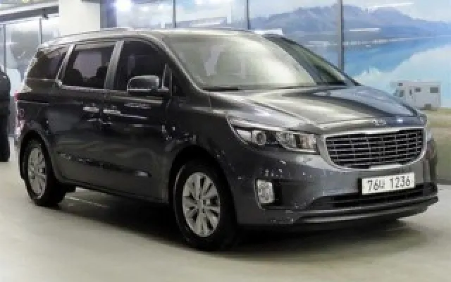 올뉴카니발 중고차 올 뉴 카니발 디젤 11인승 럭셔리 매물 사진 6 - 2014/11 242,511km